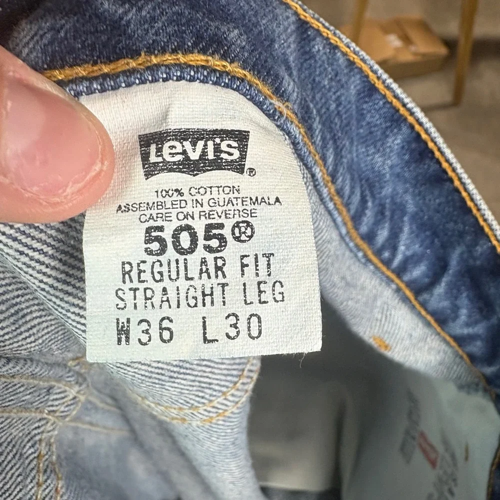 Levis 505 Regular Fit Straight Leg Jeans Mens 36x30 Medium Wash Blue Denim